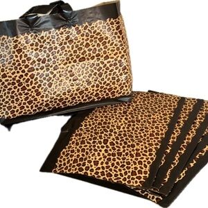 LEOPARD SHOPPING BAGS 6 leopard print, double handle, reusable, unbranded. NWOT